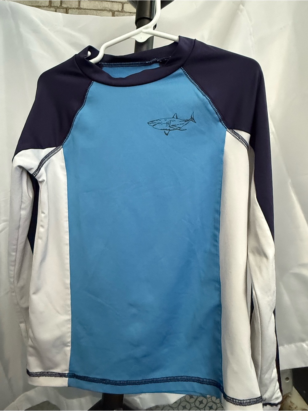 👦🏼 4 for $10 Kid’s Blue & Navy Shark Rash Guard Swim Shirt